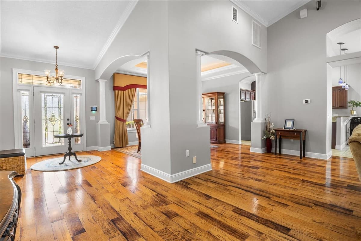 615 OAK AVENUE — photo 12 of 76