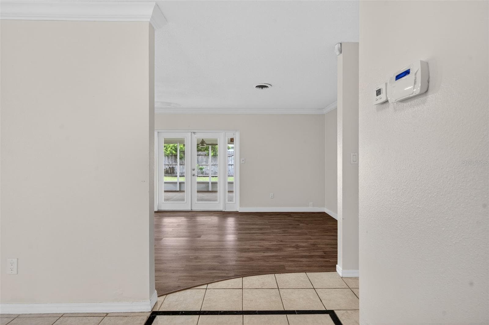 2715 PRINCE JOHN ROAD — photo 3 of 29