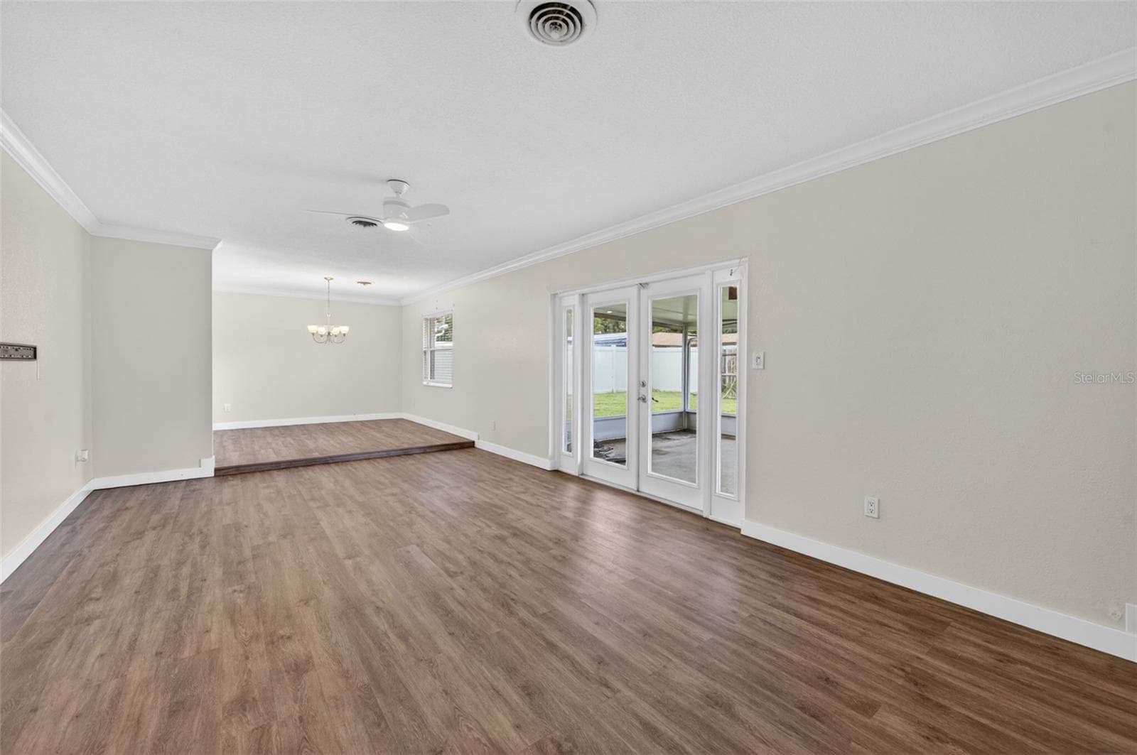 2715 PRINCE JOHN ROAD — photo 4 of 29
