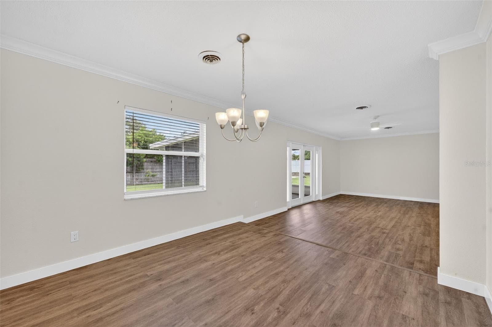 2715 PRINCE JOHN ROAD — photo 9 of 29