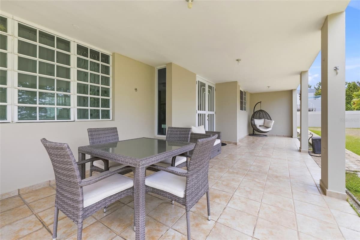 29 Calle 1 URB. SAN RAFAEL ESTATES — photo 17 of 20