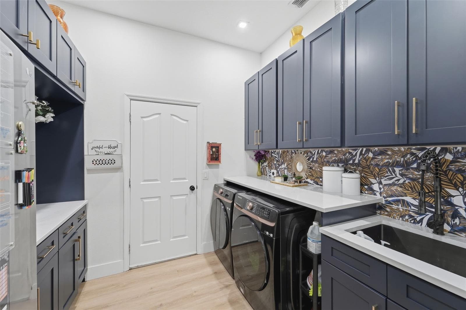 7025 SYLVAN LAKE DRIVE — photo 34 of 55