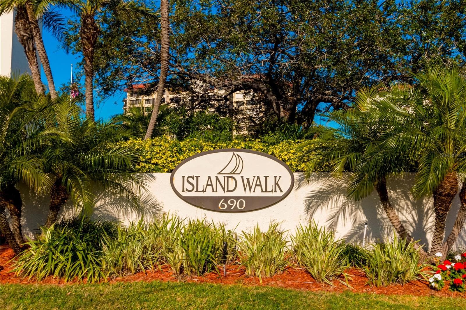 690 ISLAND WAY — photo 47 of 51