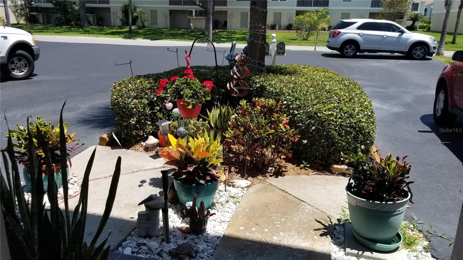 255 CAPRI CIRCLE — photo 8 of 68
