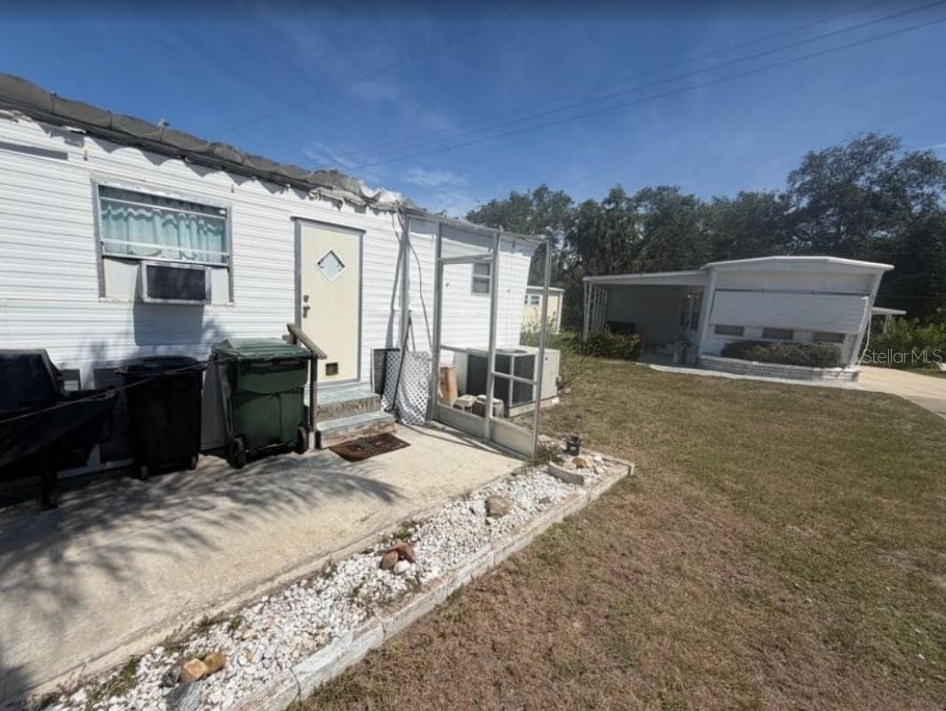 90 SOUTHWINDS DRIVE — photo 3 of 4