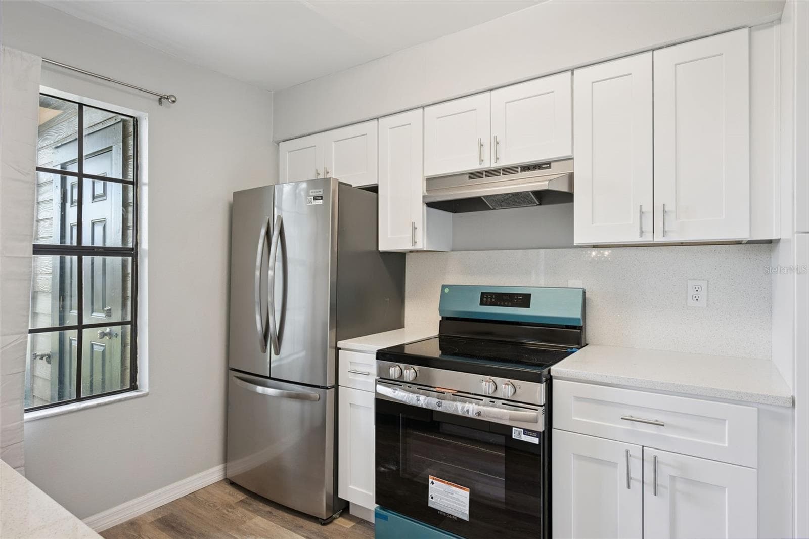 2889 WAREHAM COURT — photo 13 of 32
