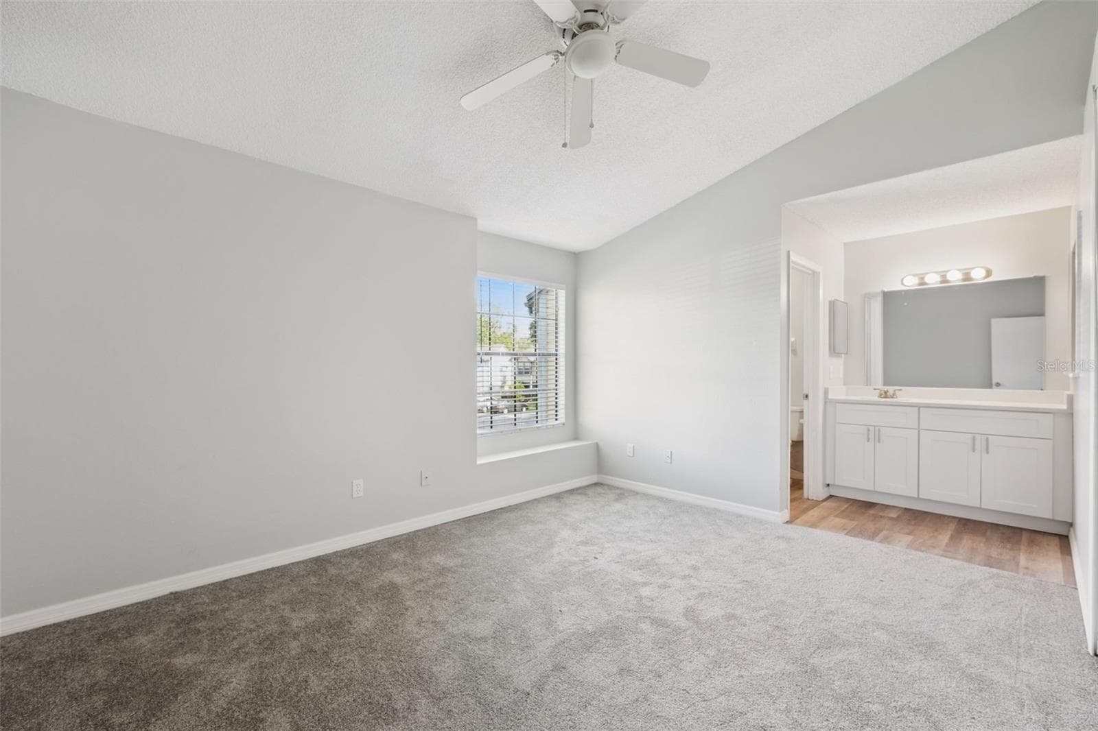 2889 WAREHAM COURT — photo 19 of 32