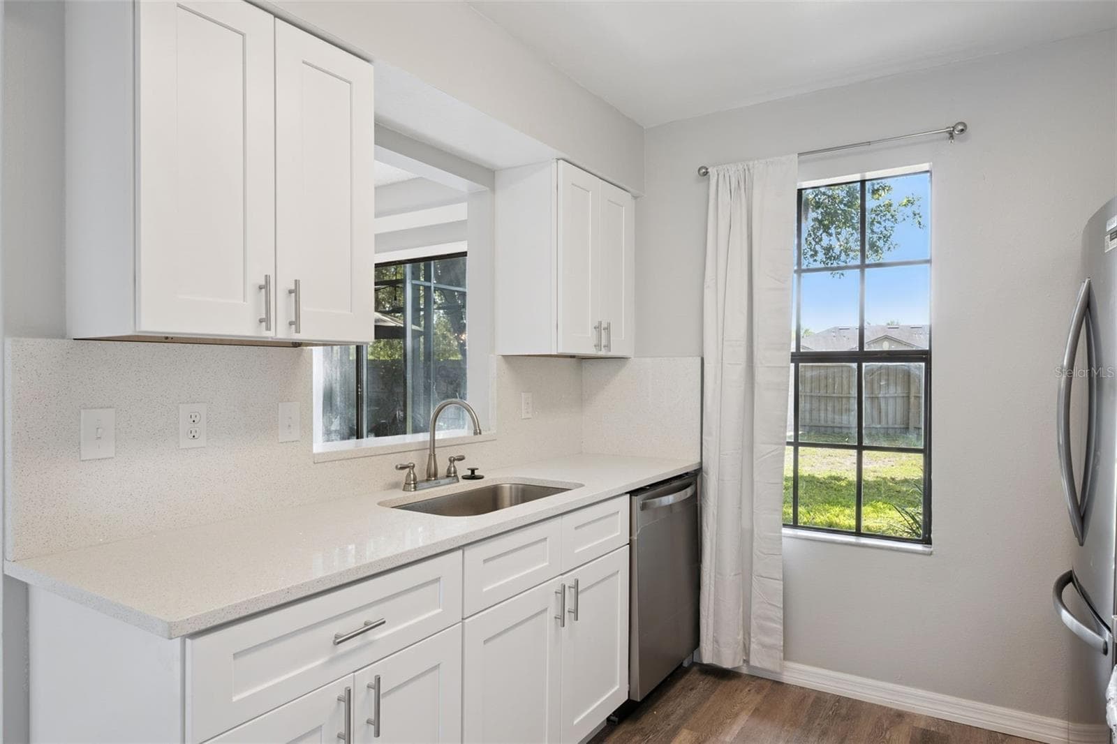 2889 WAREHAM COURT — photo 14 of 32