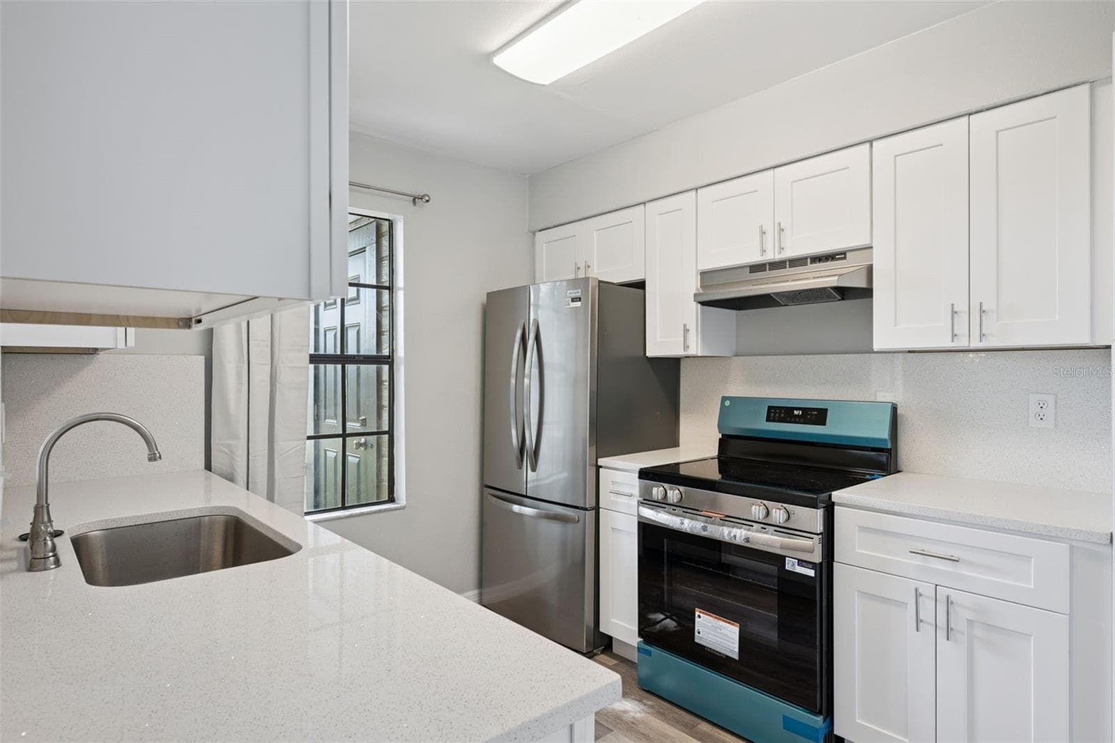 2889 WAREHAM COURT — photo 12 of 32