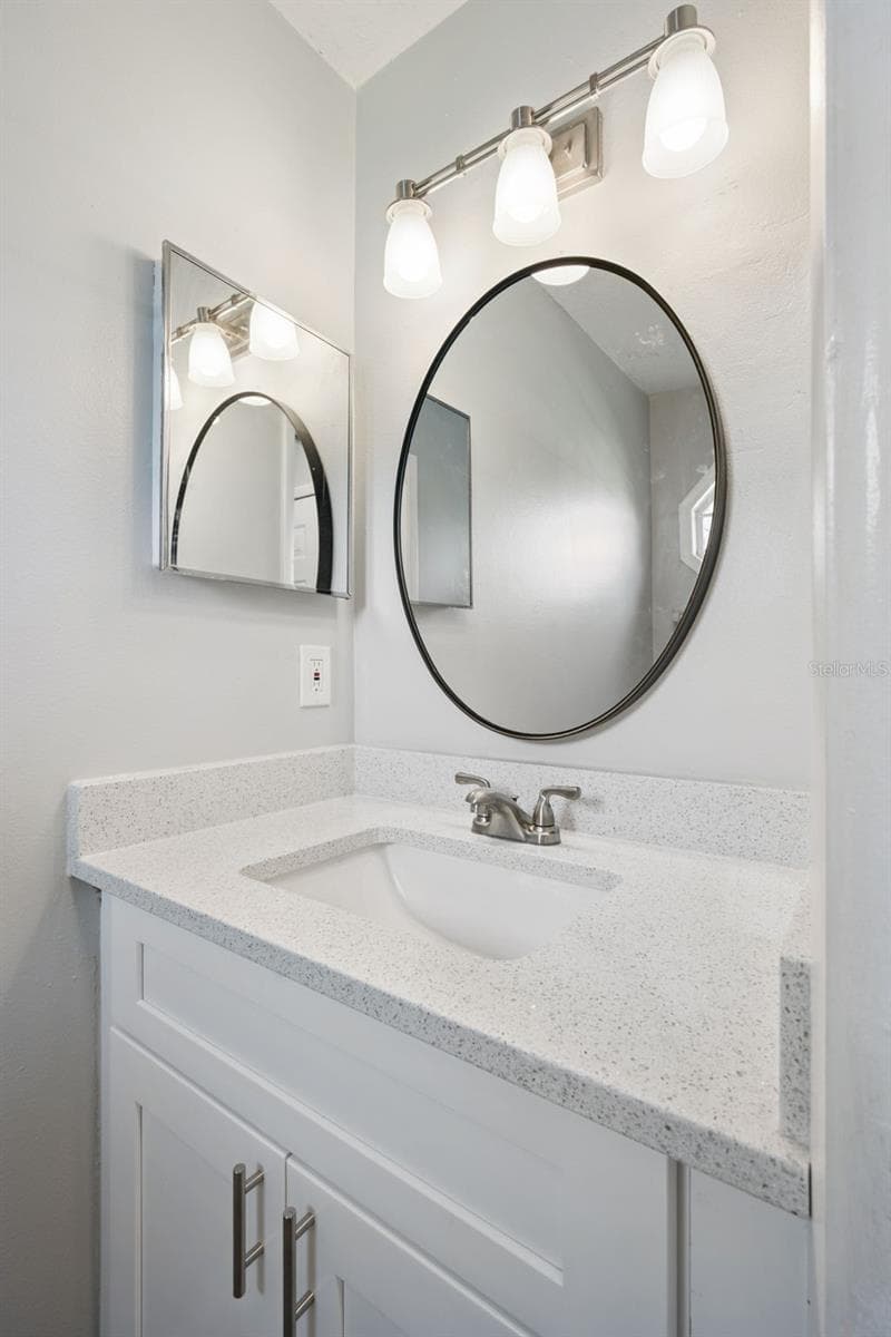 2889 WAREHAM COURT — photo 6 of 32