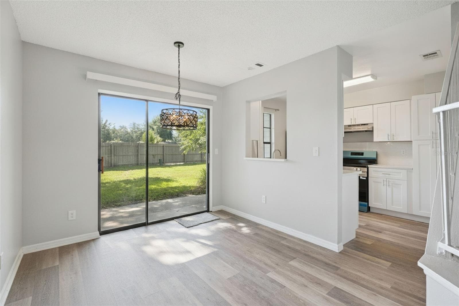 2889 WAREHAM COURT — photo 11 of 32