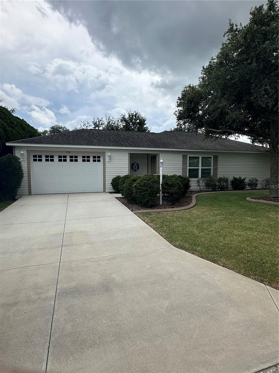 716 TRUMAN AVENUE — photo 1 of 22