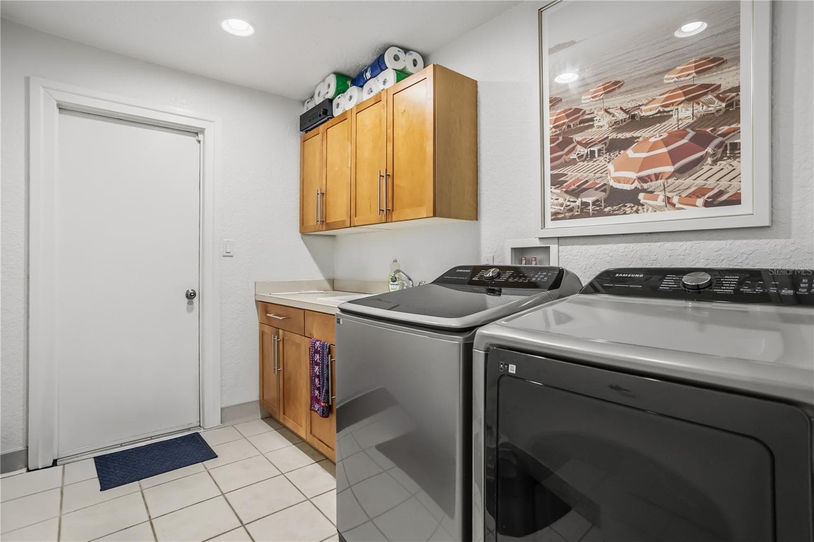 404 BARCLAY AVENUE — photo 22 of 48