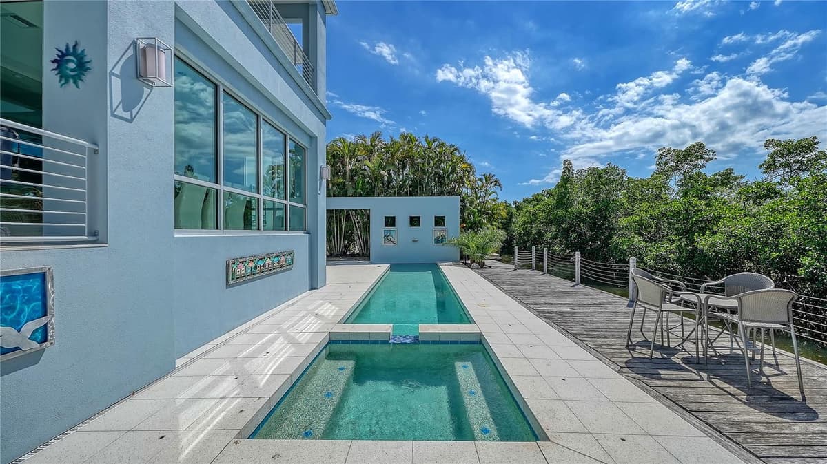 705 JUNGLE QUEEN WAY — photo 15 of 55