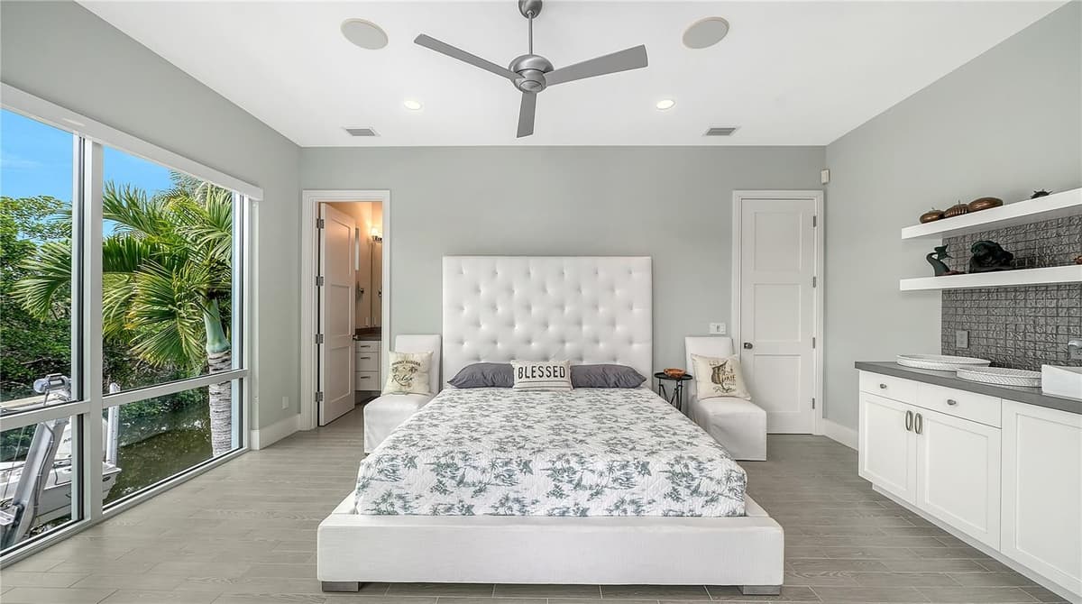 705 JUNGLE QUEEN WAY — photo 48 of 55