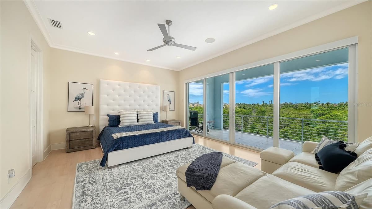 705 JUNGLE QUEEN WAY — photo 34 of 55