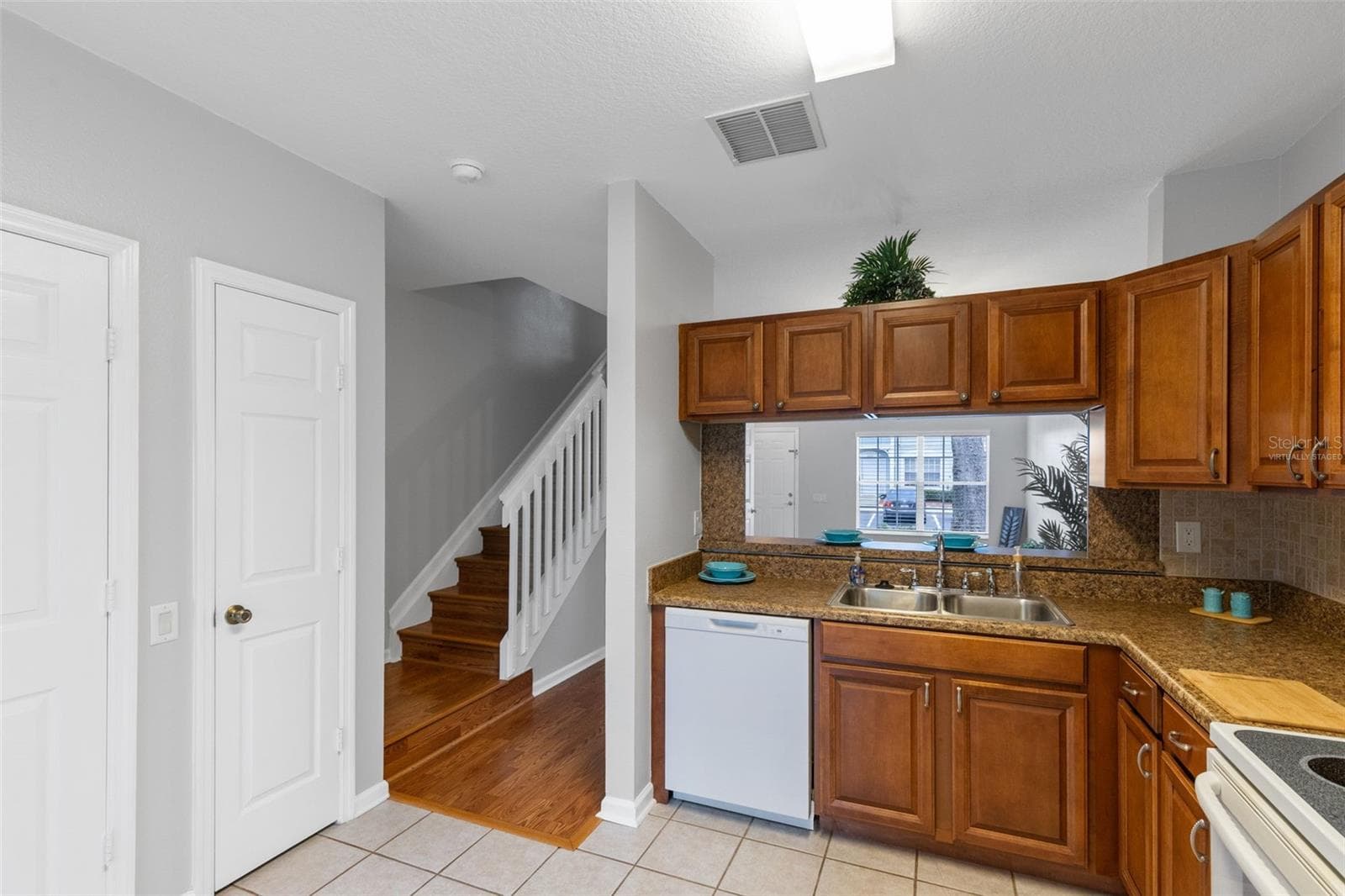 2919 GREENWOOD SPRINGS LOOP — photo 4 of 34