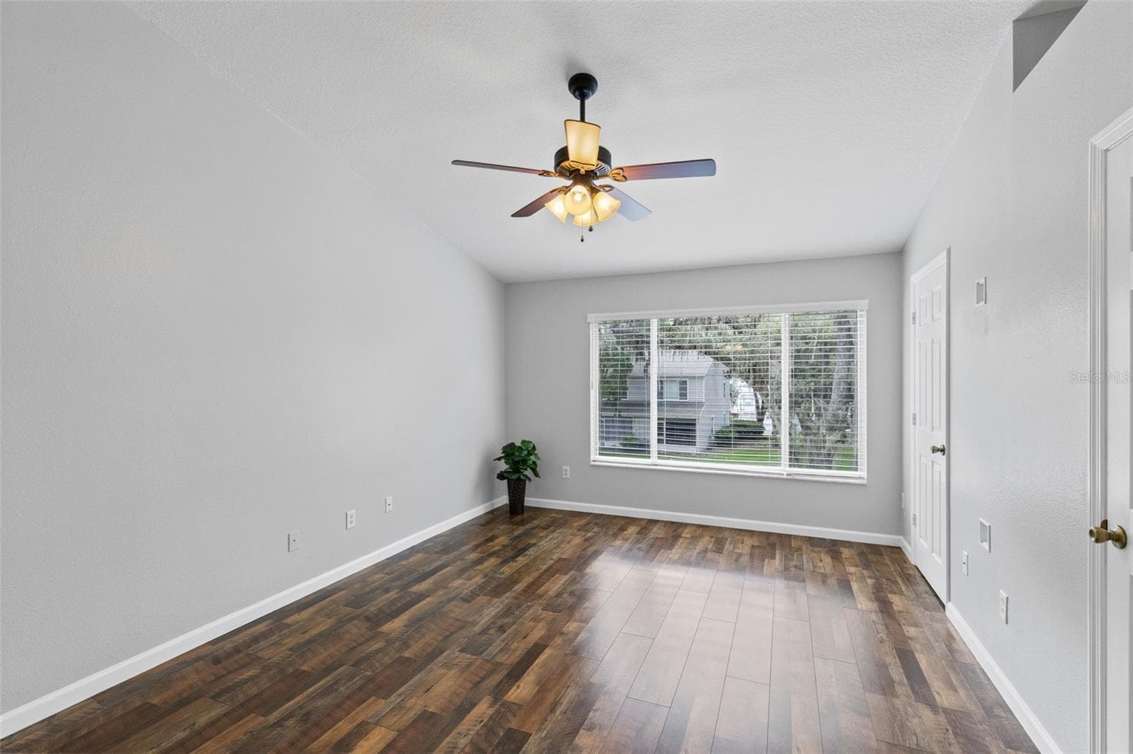2919 GREENWOOD SPRINGS LOOP — photo 13 of 34