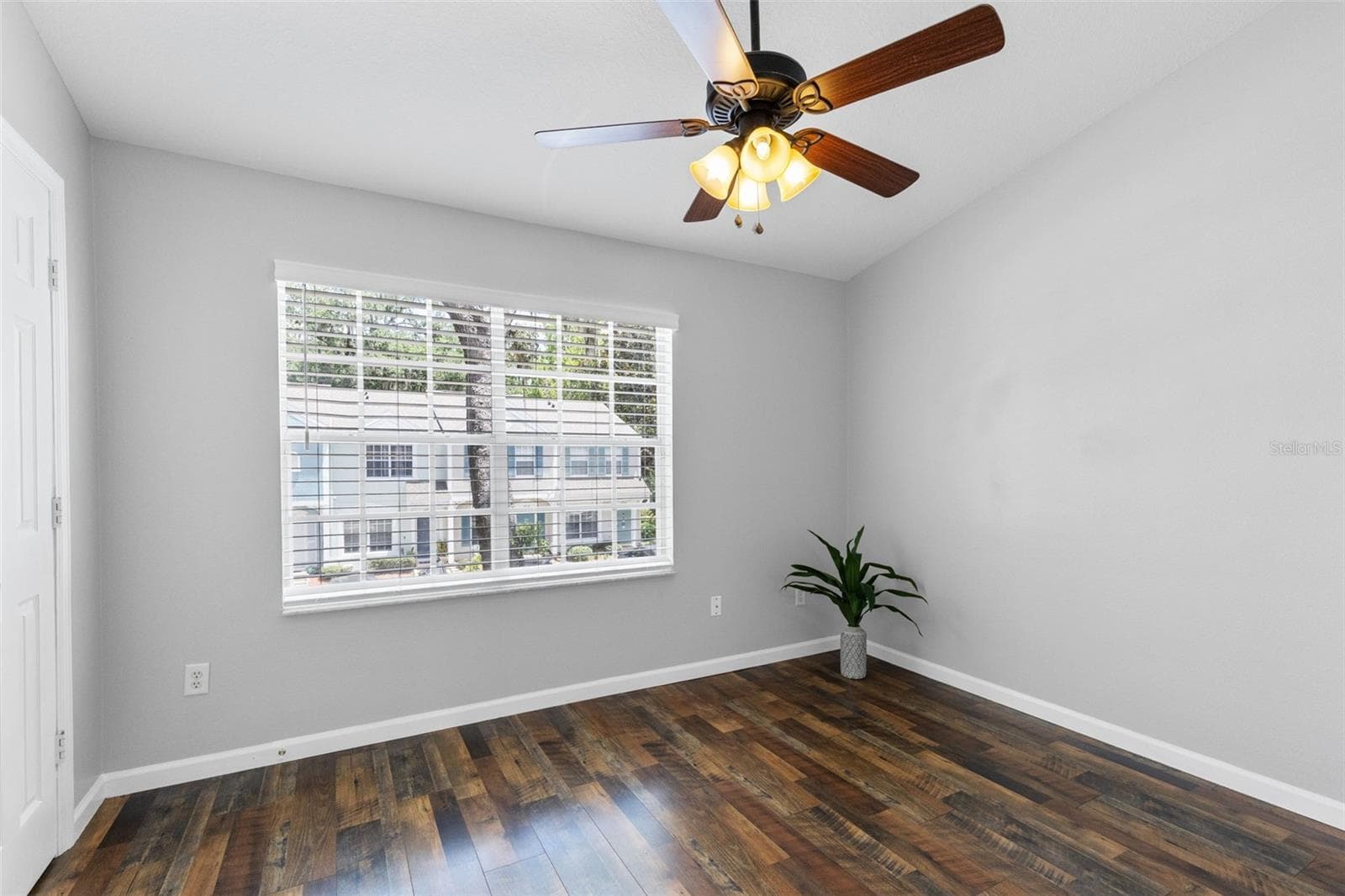 2919 GREENWOOD SPRINGS LOOP — photo 16 of 34