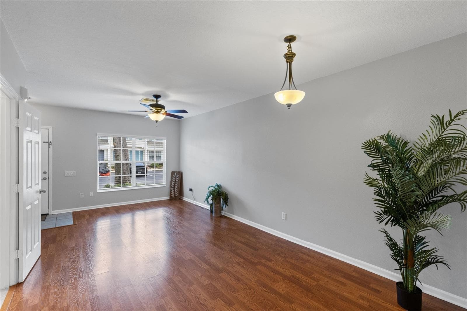 2919 GREENWOOD SPRINGS LOOP — photo 9 of 34