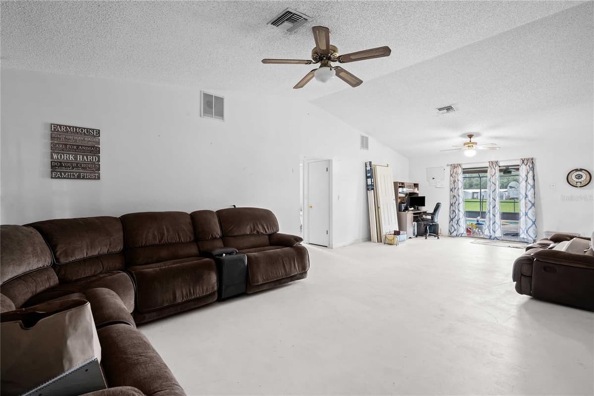 348 CR 542E — photo 4 of 49