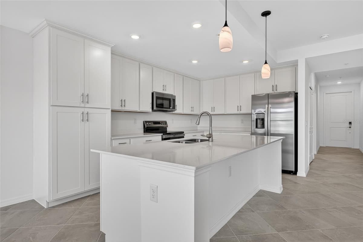 18461 COPPERHEAD COURT — photo 8 of 41