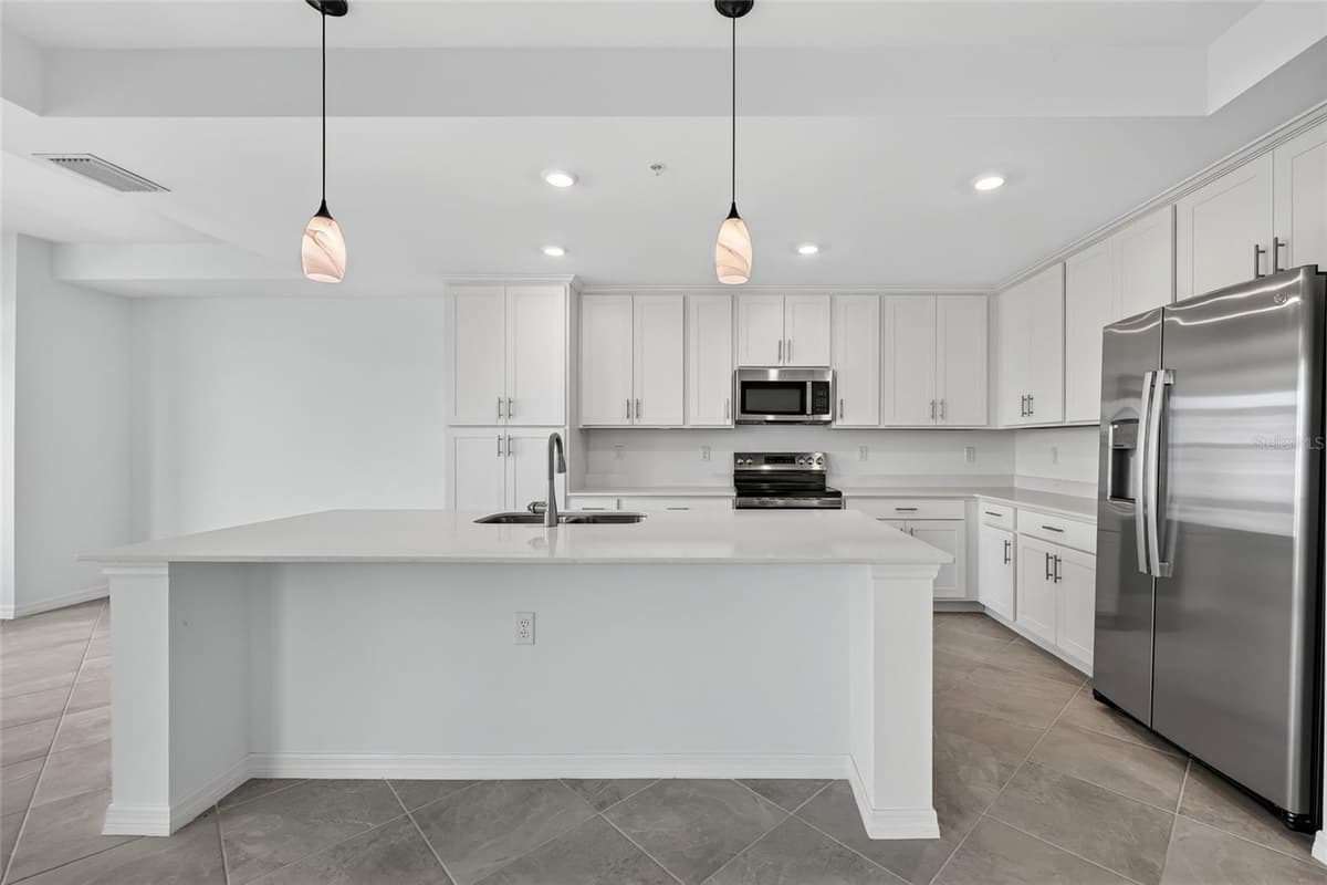 18461 COPPERHEAD COURT — photo 6 of 41