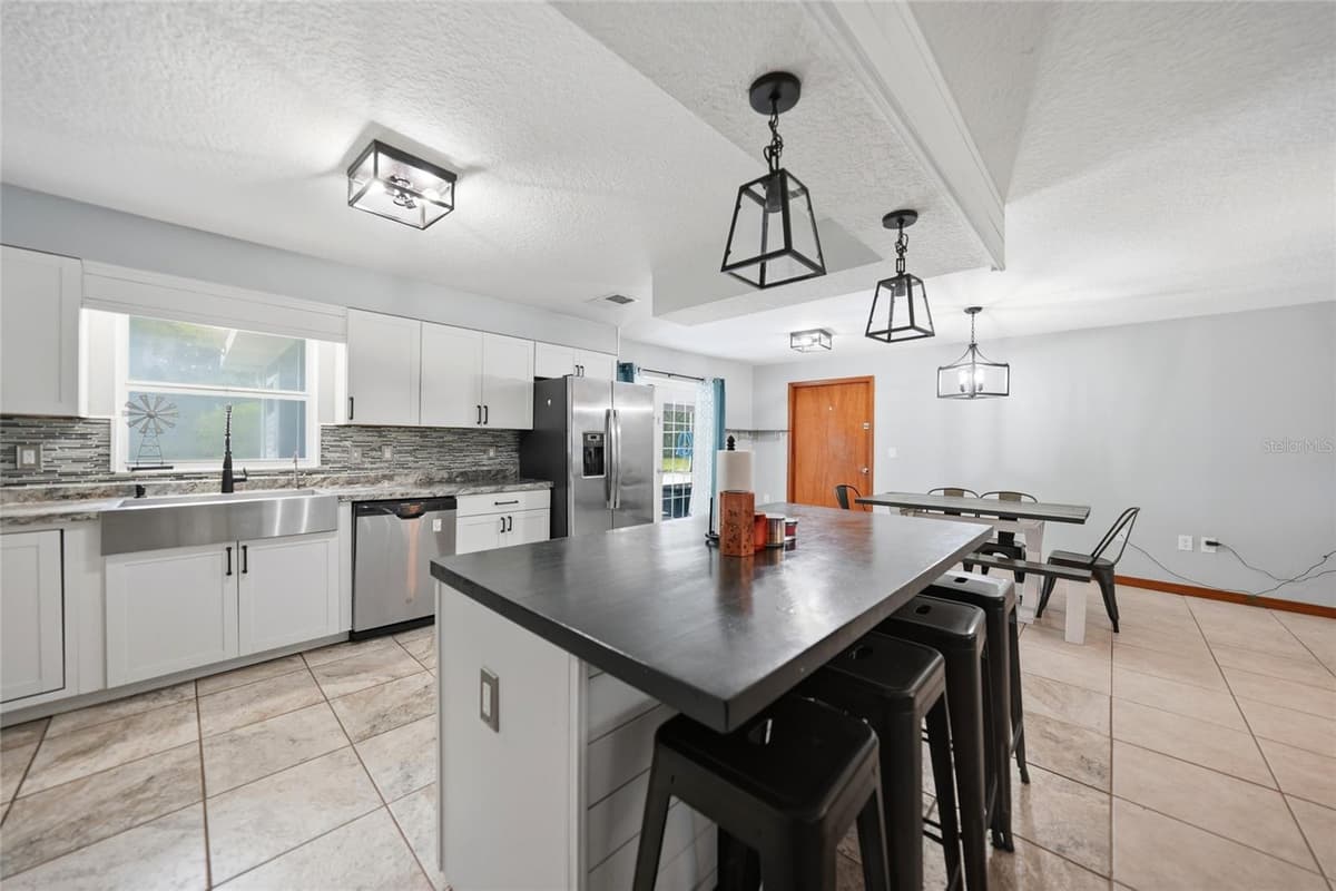 2798 LOVEJOY STREET — photo 14 of 51