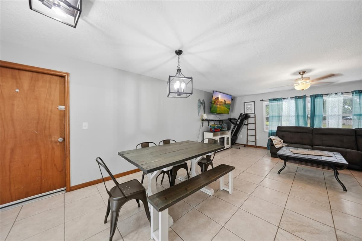 2798 LOVEJOY STREET — photo 8 of 51