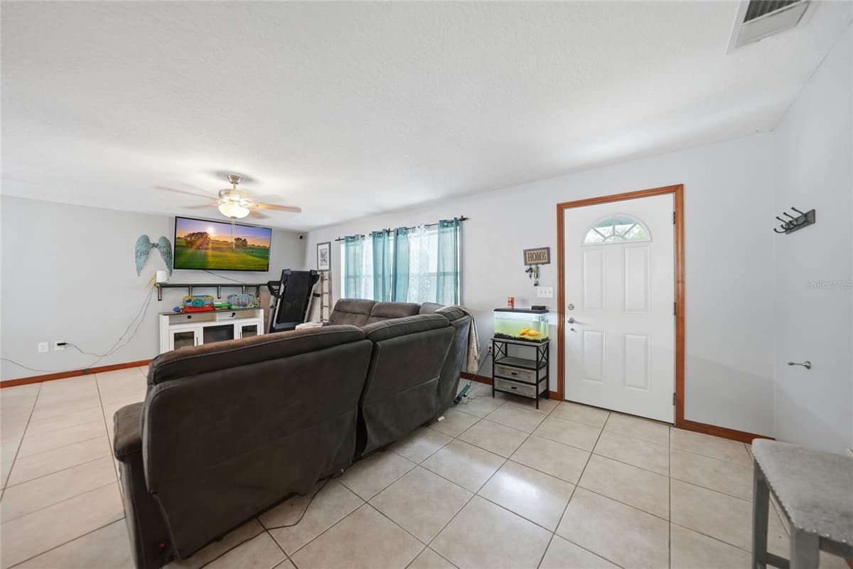2798 LOVEJOY STREET — photo 3 of 51
