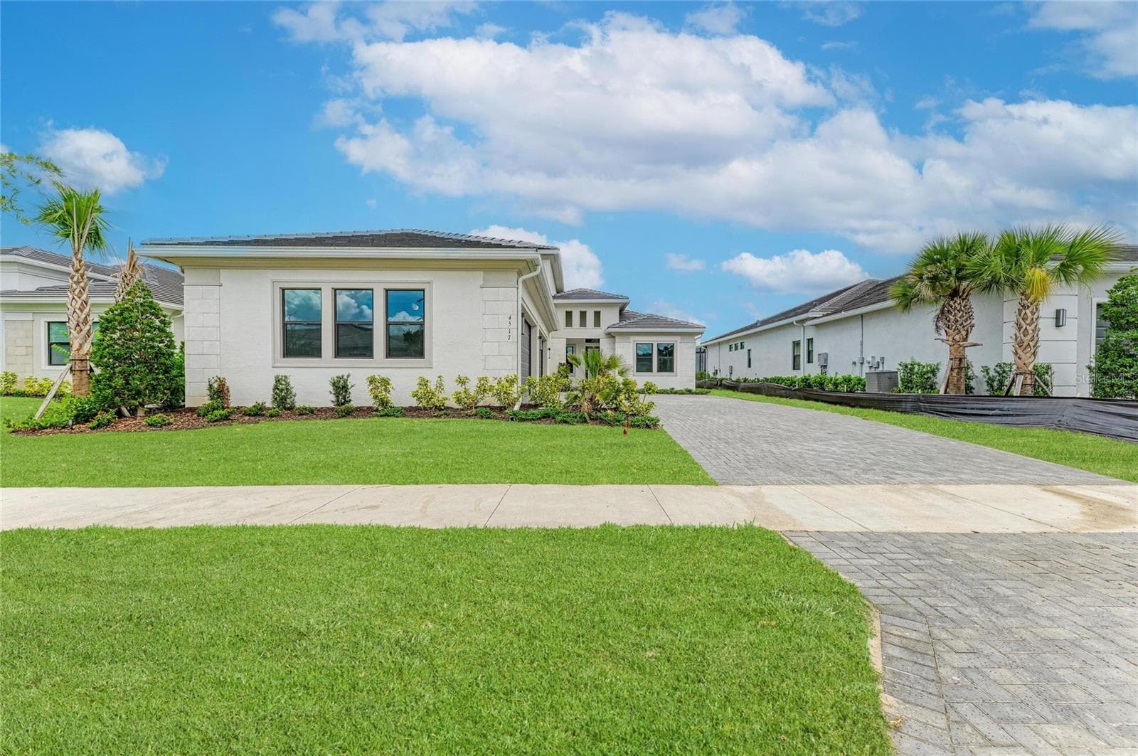 4517 MONDRIAN COURT — photo 6 of 94