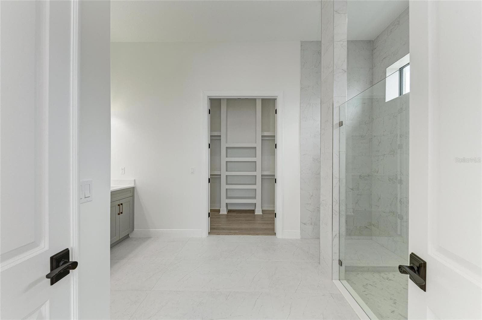 4517 MONDRIAN COURT — photo 33 of 94