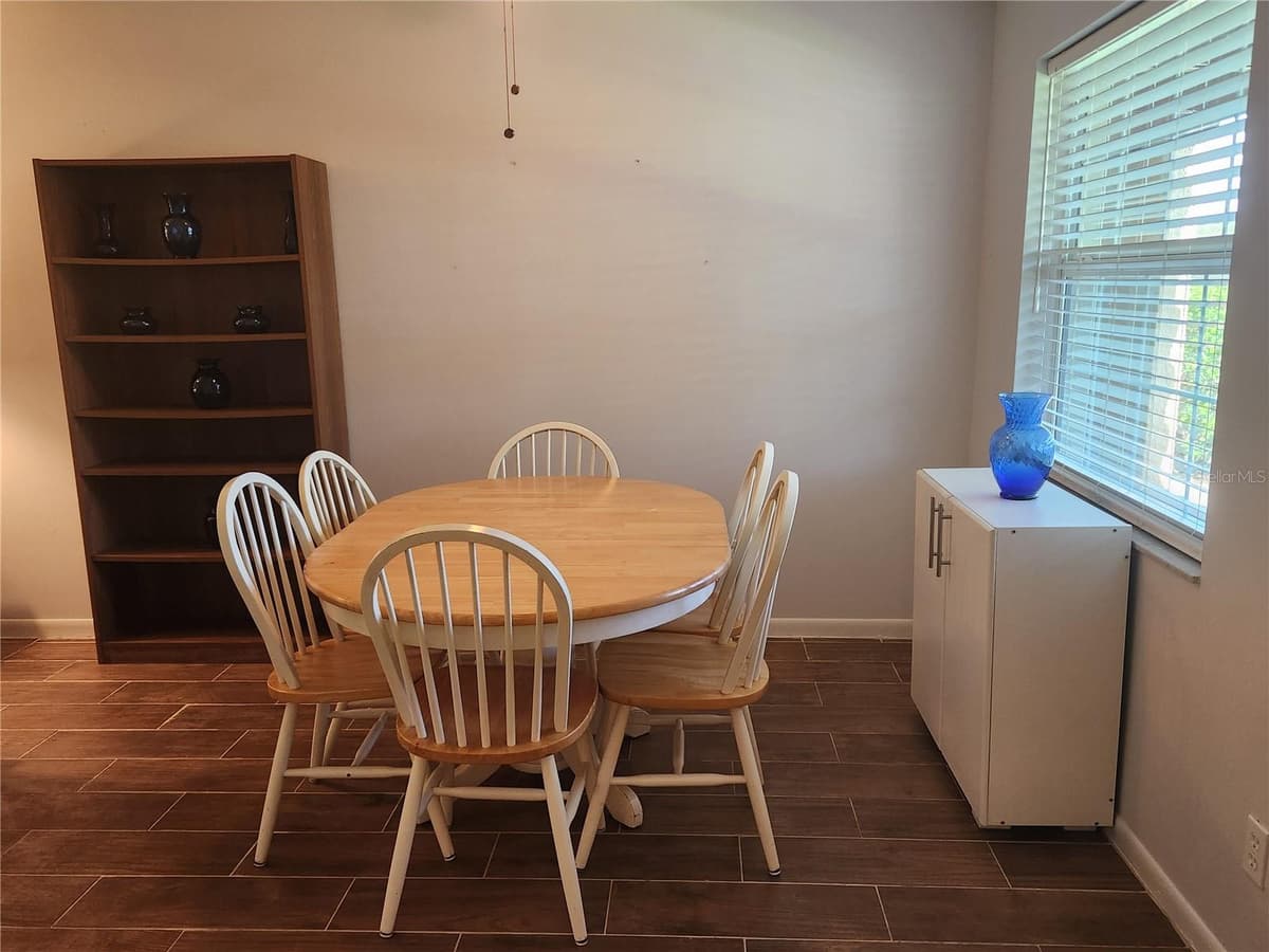 1701 PINEHURST ROAD — photo 10 of 21