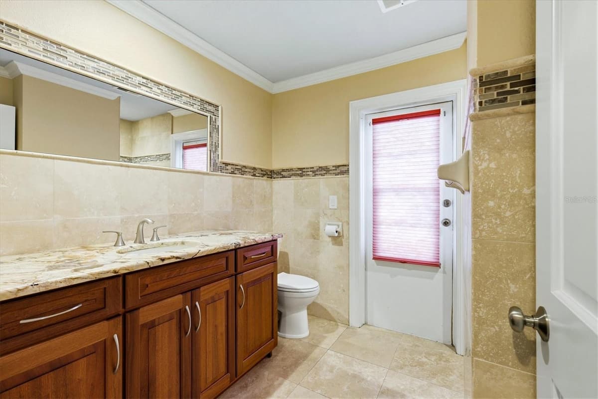 6065 MANASOTA KEY ROAD — photo 39 of 97