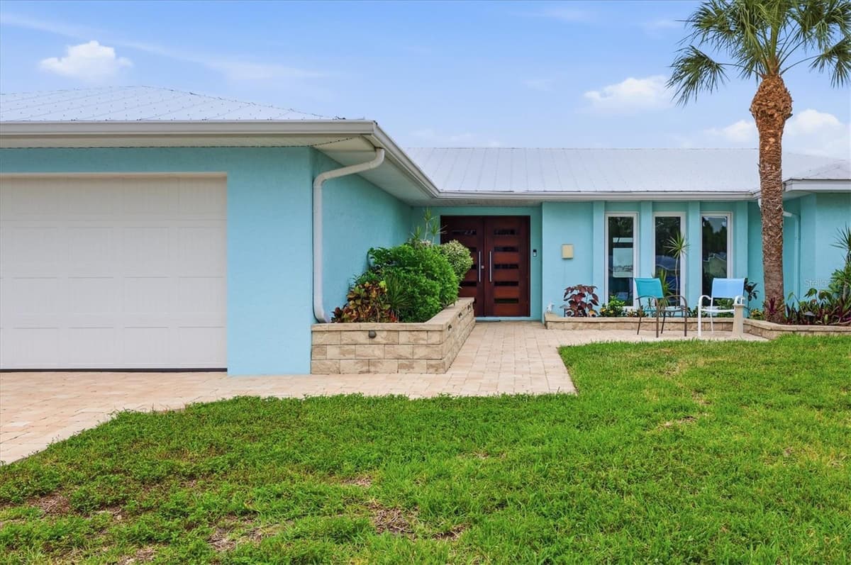 6065 MANASOTA KEY ROAD — photo 16 of 97