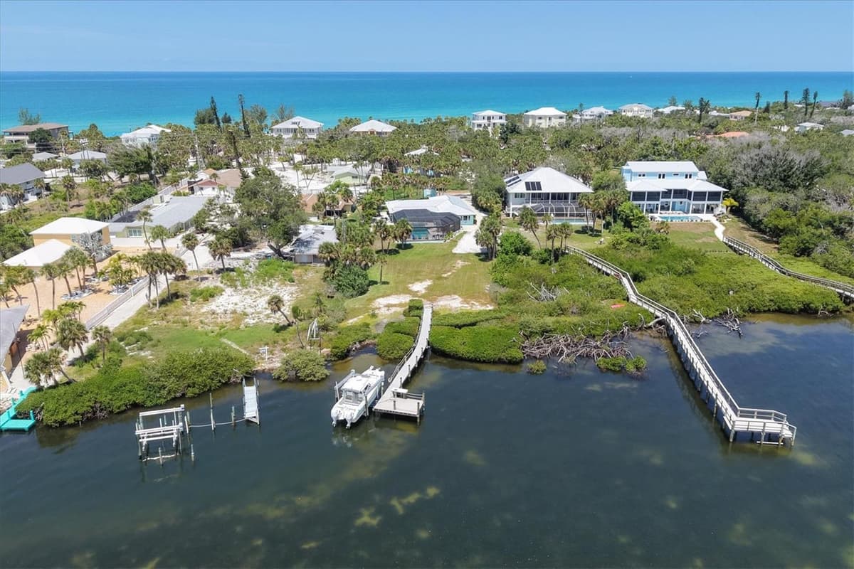 6065 MANASOTA KEY ROAD — photo 13 of 97