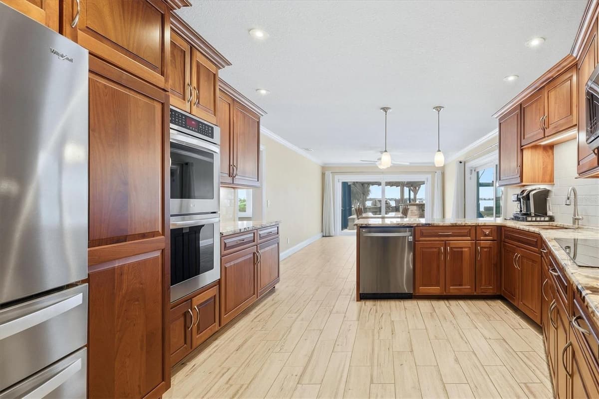 6065 MANASOTA KEY ROAD — photo 31 of 97