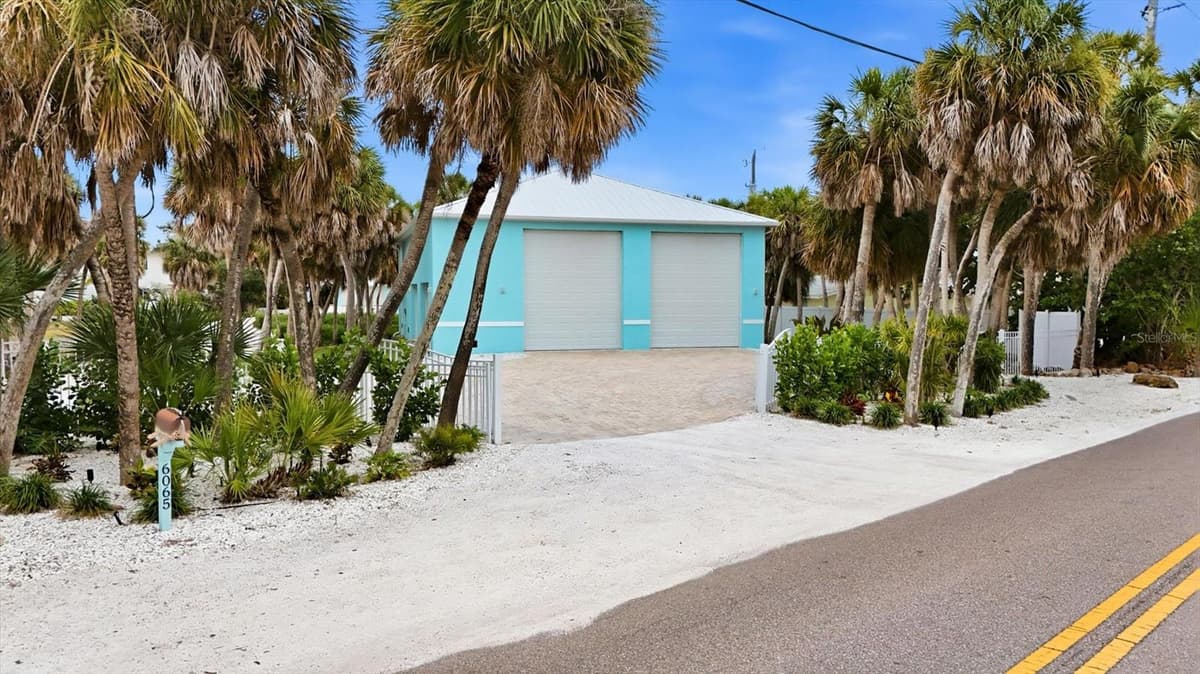 6065 MANASOTA KEY ROAD — photo 45 of 97