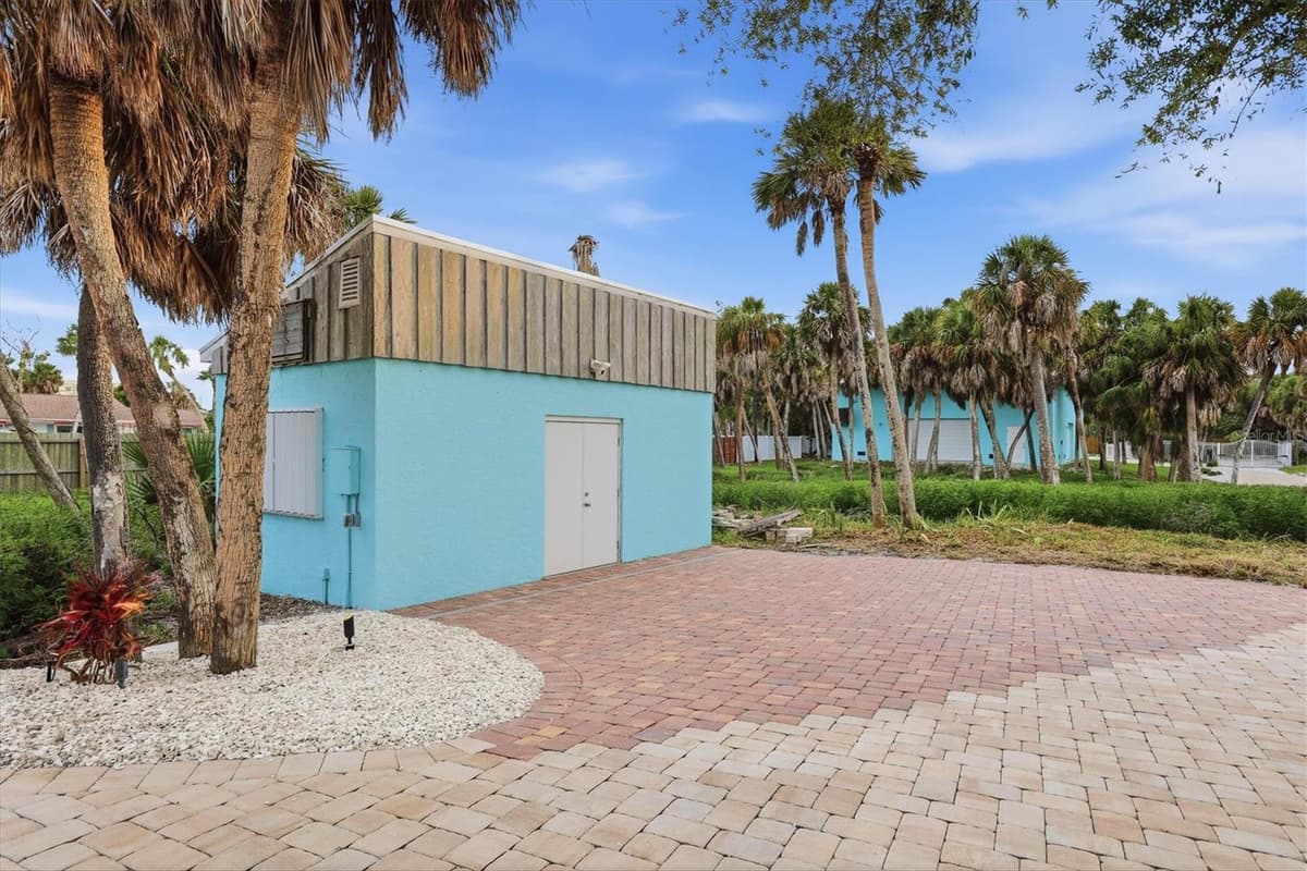 6065 MANASOTA KEY ROAD — photo 60 of 97