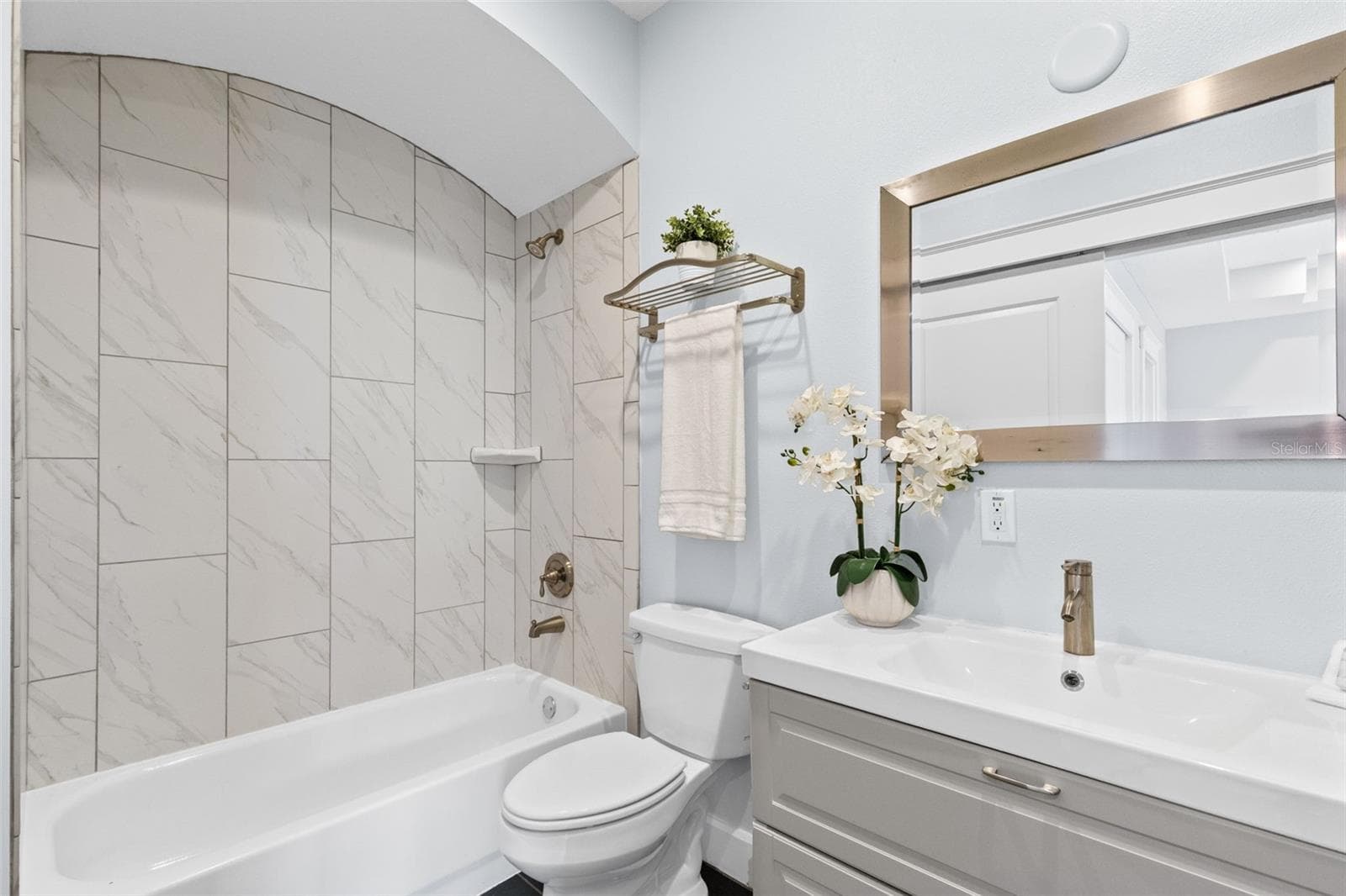 5350 ORANGE AVENUE — photo 20 of 48