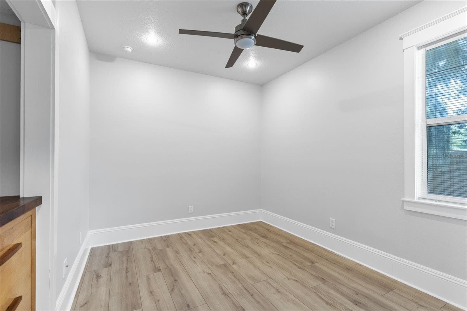 5350 ORANGE AVENUE — photo 22 of 48