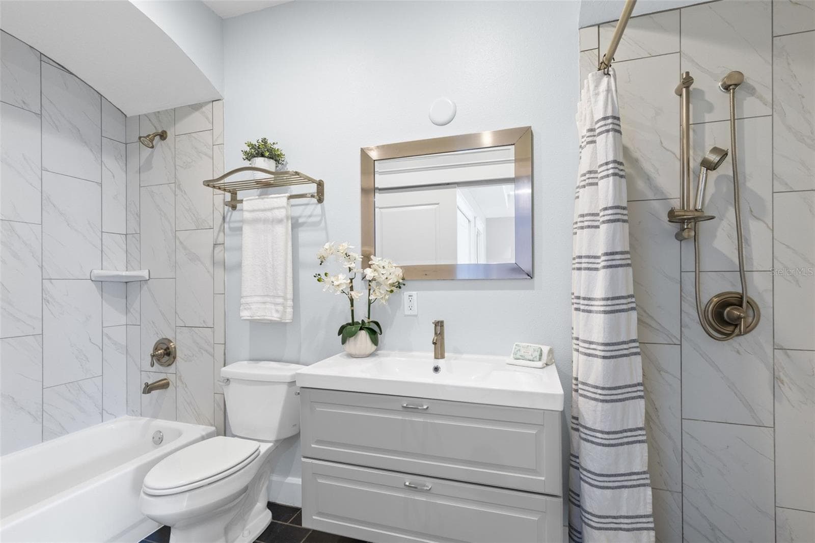 5350 ORANGE AVENUE — photo 19 of 48