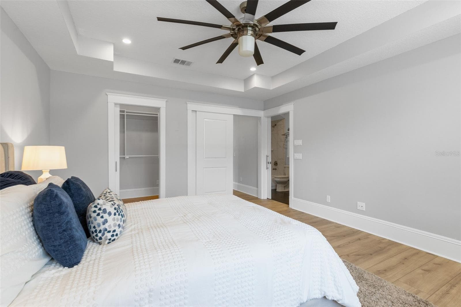 5350 ORANGE AVENUE — photo 16 of 48