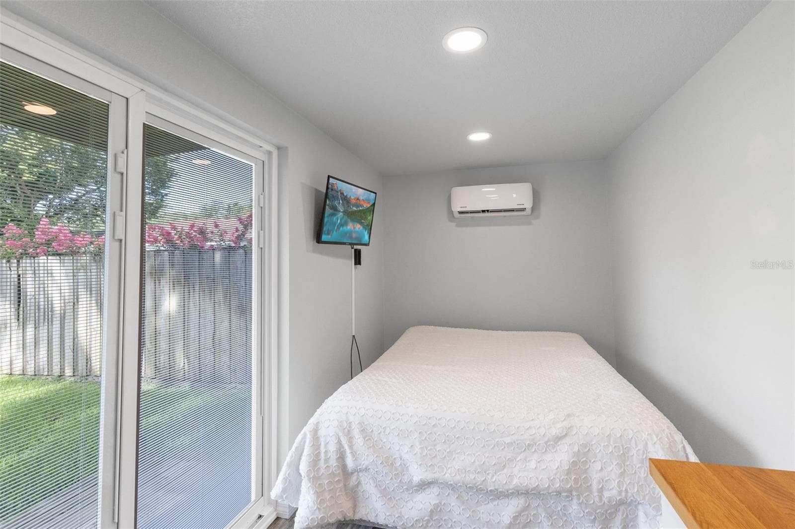 5350 ORANGE AVENUE — photo 34 of 48