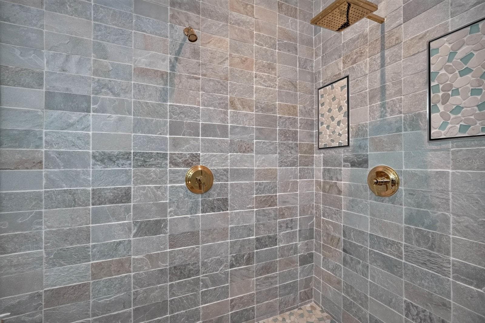 32 NORTHSHORE AVENUE — photo 33 of 67