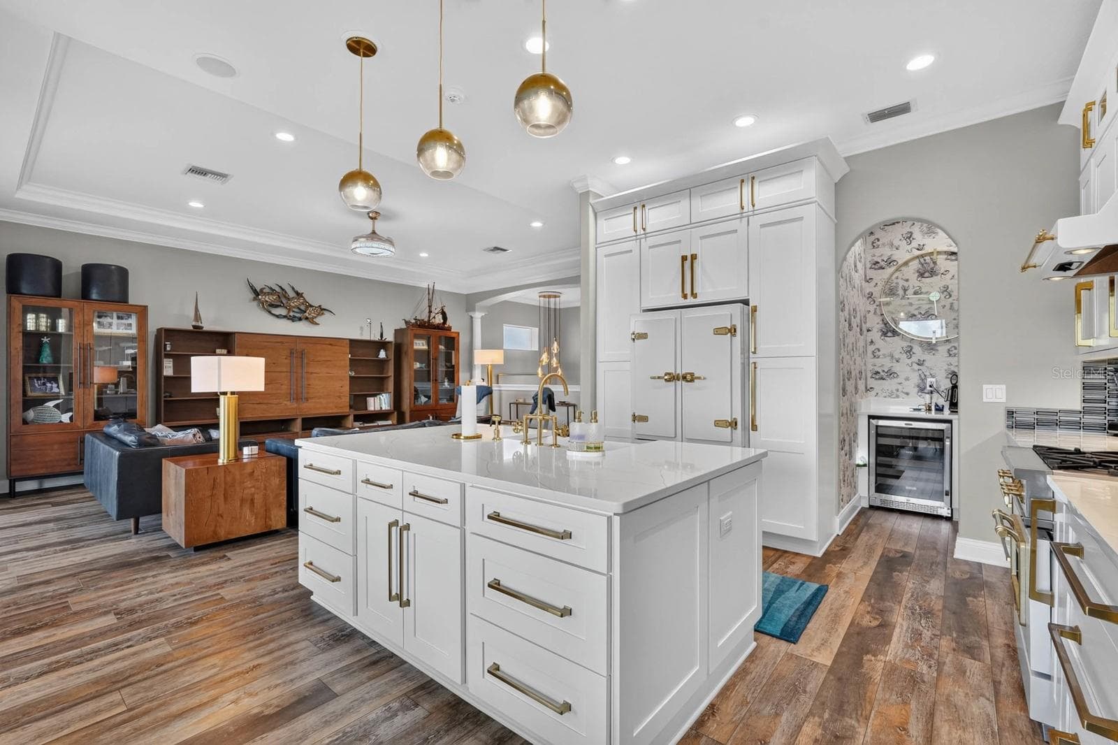 32 NORTHSHORE AVENUE — photo 18 of 67