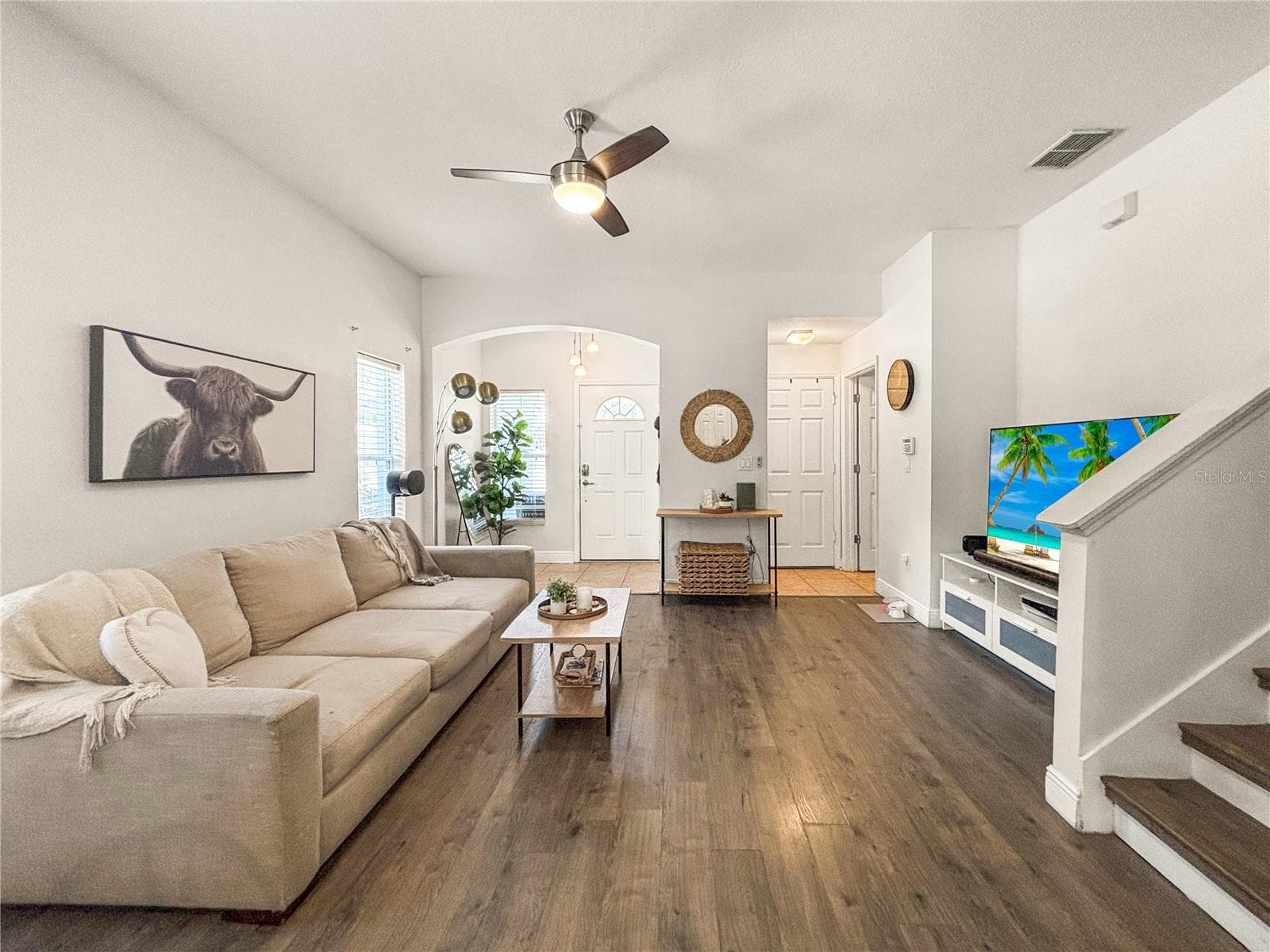 2048 SCHULLER WAY — photo 7 of 32