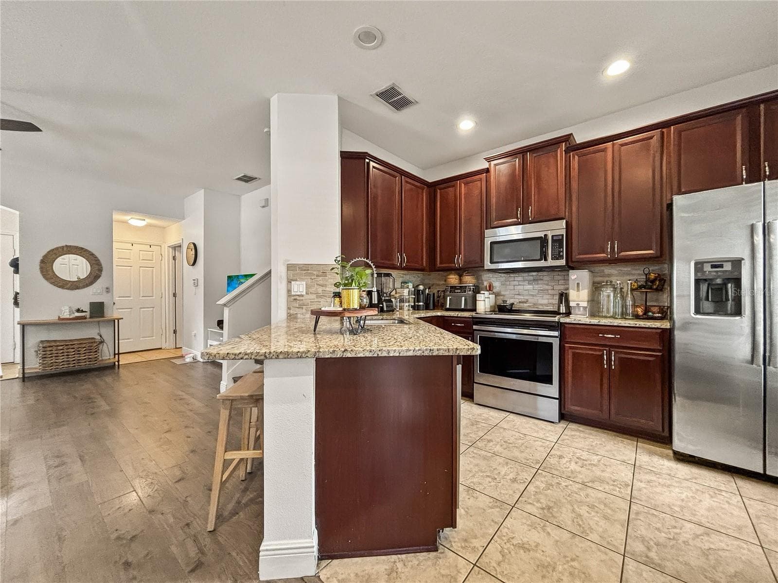 2048 SCHULLER WAY — photo 11 of 32