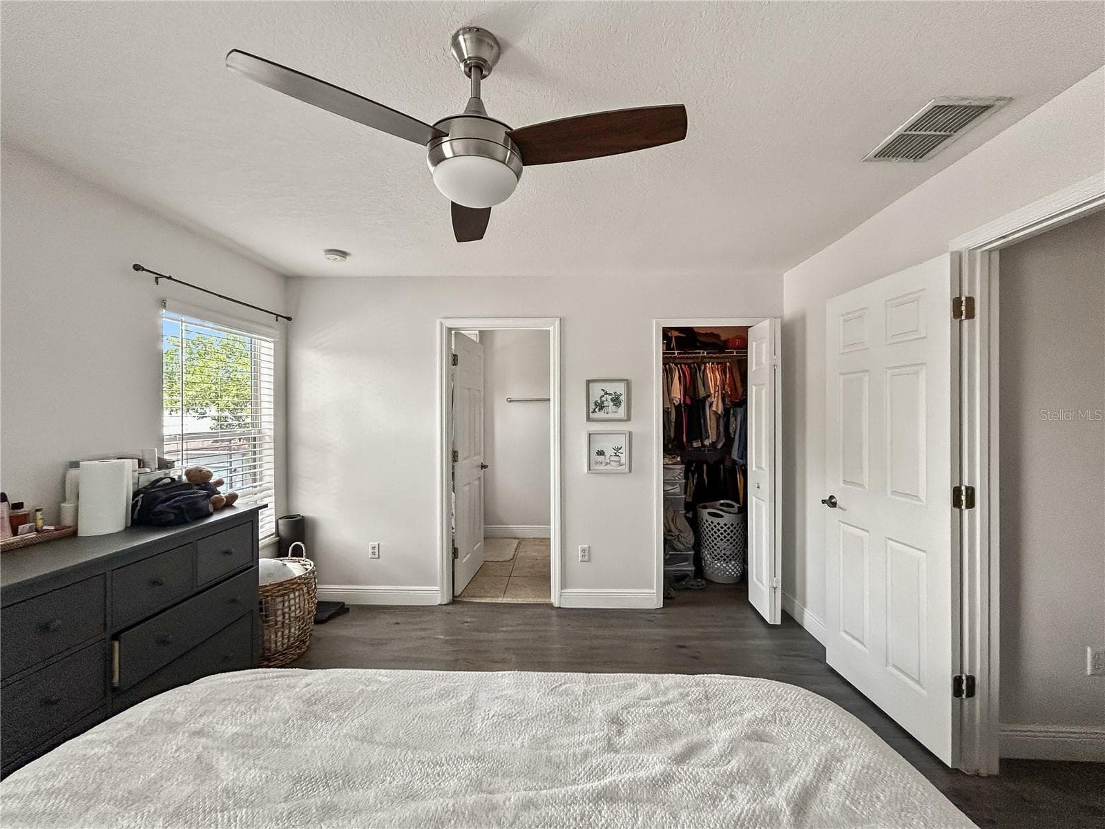 2048 SCHULLER WAY — photo 18 of 32