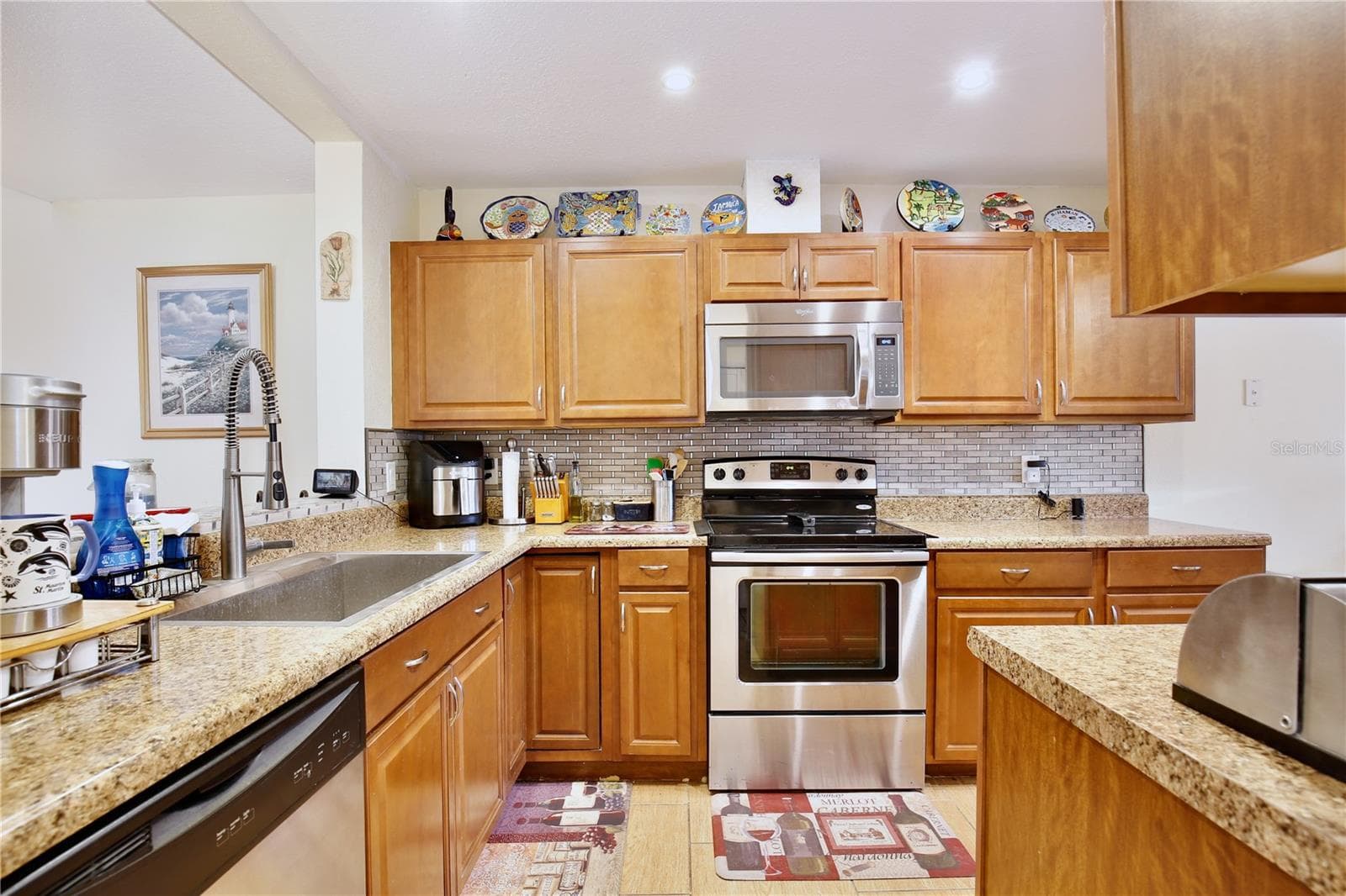 2339 INAGUA WAY — photo 7 of 32